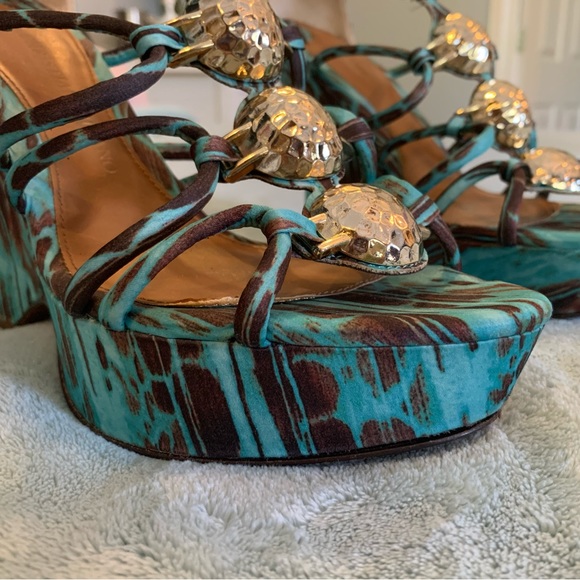 Christian Siriano Wedge Platforms - Picture 3 of 9